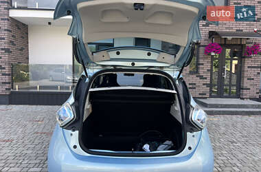 Хэтчбек Renault Zoe 2013 в 
