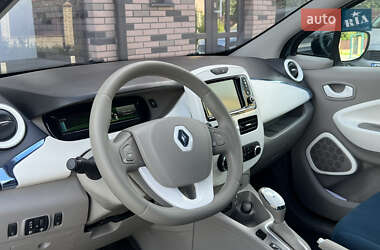 Хэтчбек Renault Zoe 2013 в 