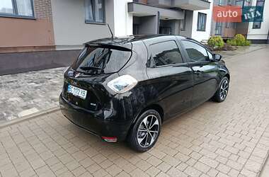 Хэтчбек Renault Zoe 2018 в 