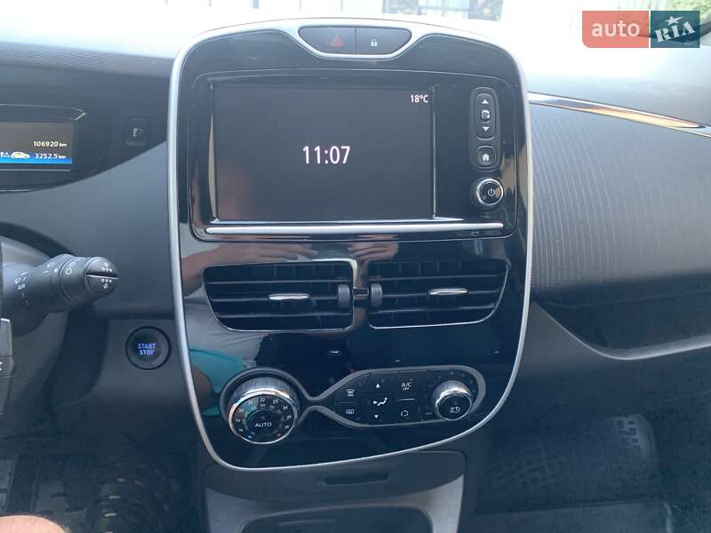 Хэтчбек Renault Zoe 2017 в Луцке фото 28 Хэтчбек Renault Zoe 2017 в Луцке