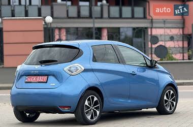 Хэтчбек Renault Zoe 2017 в 