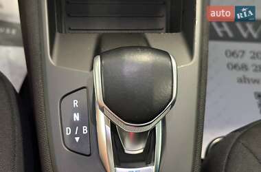 Хэтчбек Renault Zoe 2020 в 