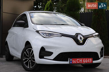 Хэтчбек Renault Zoe 2022 в 