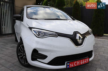 Хэтчбек Renault Zoe 2022 в 