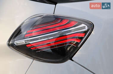 Хэтчбек Renault Zoe 2022 в 
