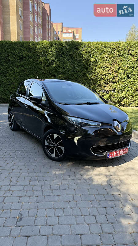 Хэтчбек Renault Zoe 2017 в 