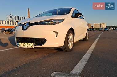 Хэтчбек Renault Zoe 2016 в 
