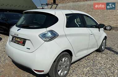 Хэтчбек Renault Zoe 2017 в 