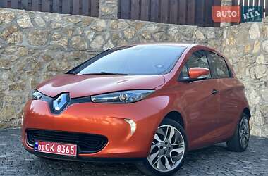 Хэтчбек Renault Zoe 2016 в 