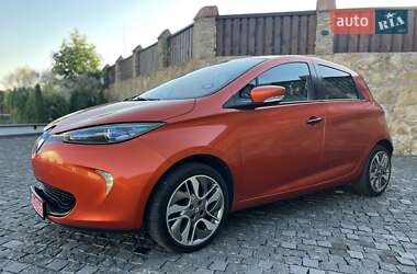Хэтчбек Renault Zoe 2016 в 
