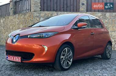 Хэтчбек Renault Zoe 2016 в 
