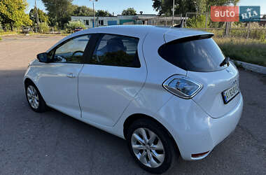 Хэтчбек Renault Zoe 2014 в 