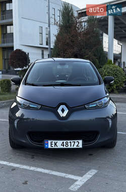 Хэтчбек Renault Zoe 2017 в 
