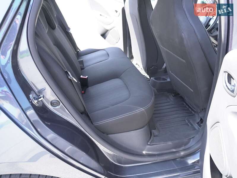 Хэтчбек Renault Zoe 2019 в Львове