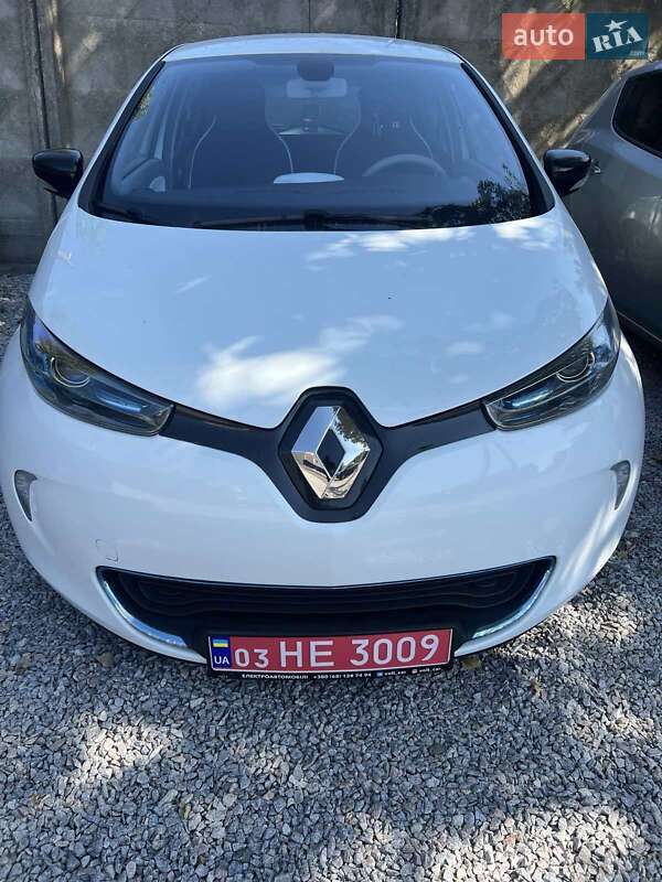 Хэтчбек Renault Zoe 2014 в 