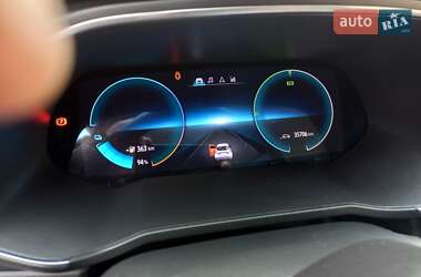 Хэтчбек Renault Zoe 2020 в 