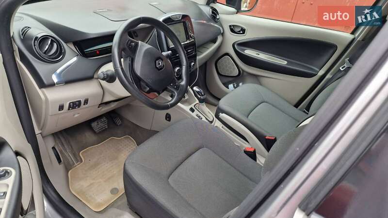 Хэтчбек Renault Zoe 2016 в Львове