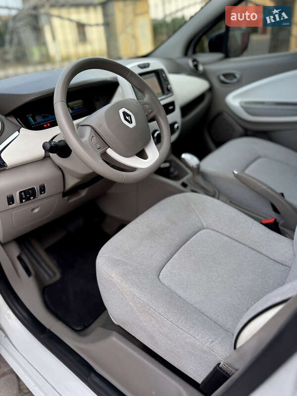 Хэтчбек Renault Zoe 2017 в Самборе фото 34 Хэтчбек Renault Zoe 2017 в Самборе