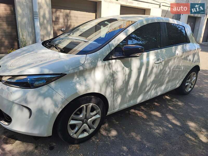 Хэтчбек Renault Zoe 2015 в Хмельницком