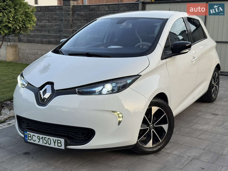 Хэтчбек Renault Zoe 2015 в 