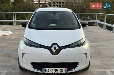 Хэтчбек Renault Zoe 2018 в 