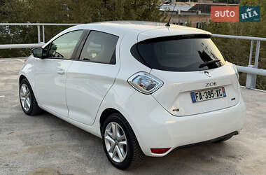 Хэтчбек Renault Zoe 2018 в 