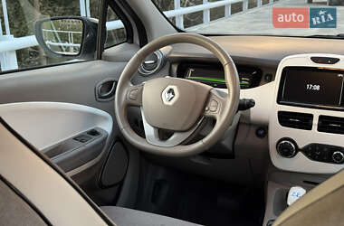 Хэтчбек Renault Zoe 2018 в 