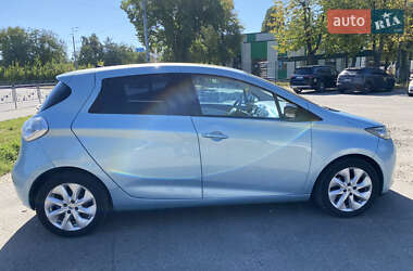 Хэтчбек Renault Zoe 2013 в 
