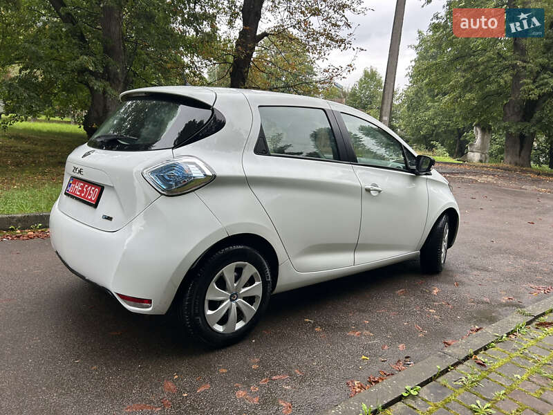 Хэтчбек Renault Zoe 2017 в Трускавце
