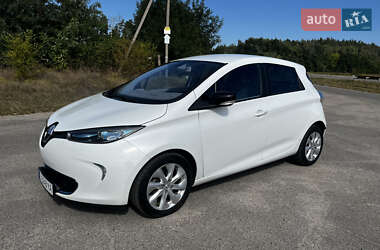 Хэтчбек Renault Zoe 2014 в 