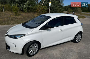 Хэтчбек Renault Zoe 2014 в 