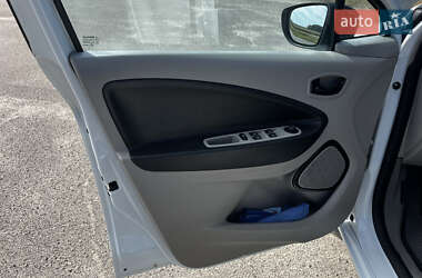 Хэтчбек Renault Zoe 2014 в 