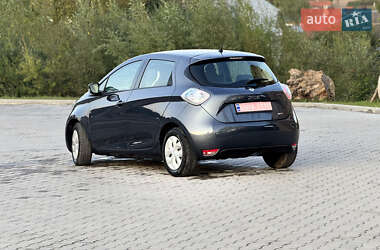 Хетчбек Renault Zoe 2017 в 