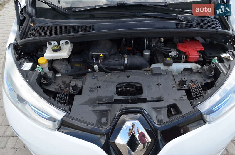 Хэтчбек Renault Zoe 2018 в Львове