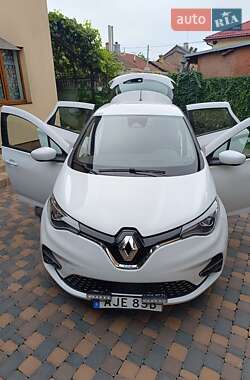 Хэтчбек Renault Zoe 2021 в 