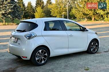 Хэтчбек Renault Zoe 2017 в 
