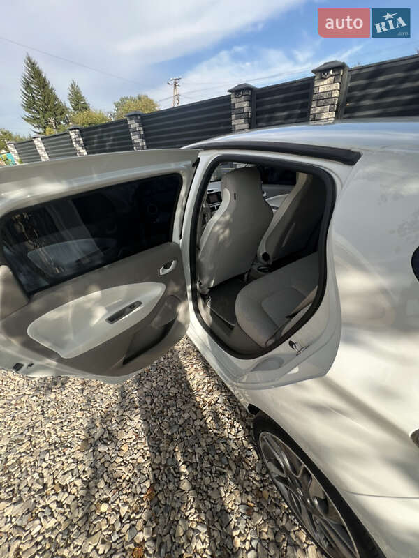 Хетчбек Renault Zoe 2013 в Коломиї
