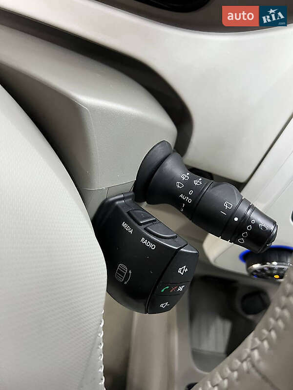 Хетчбек Renault Zoe 2013 в Коломиї