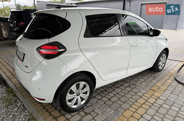 Хэтчбек Renault Zoe 2020 в 