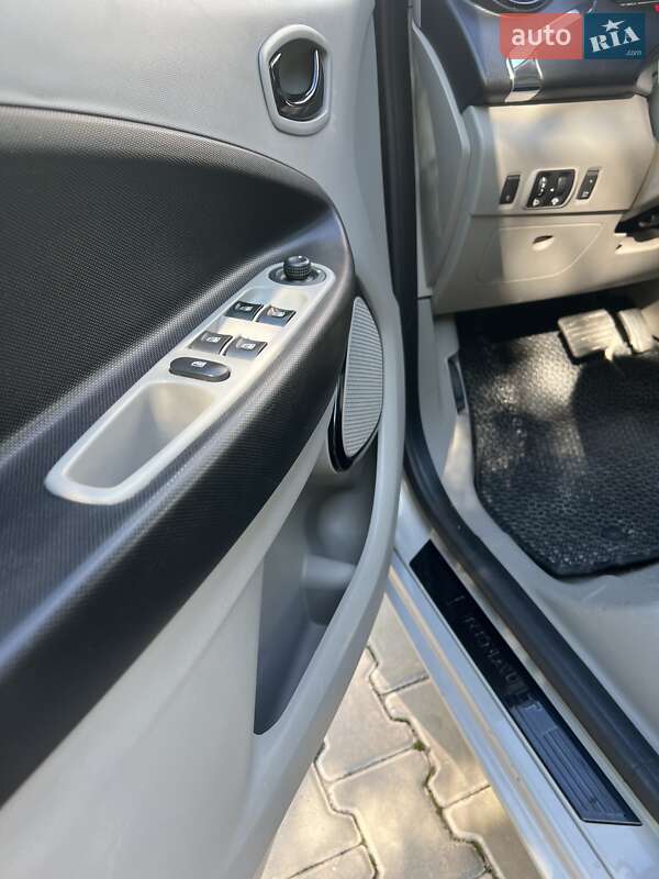 Хетчбек Renault Zoe 2015 в Хмельницькому