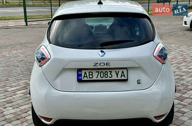 Хэтчбек Renault Zoe 2014 в 