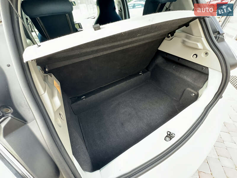 Хэтчбек Renault Zoe 2014 в Виннице