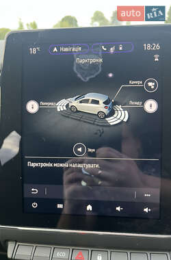 Хэтчбек Renault Zoe 2020 в 