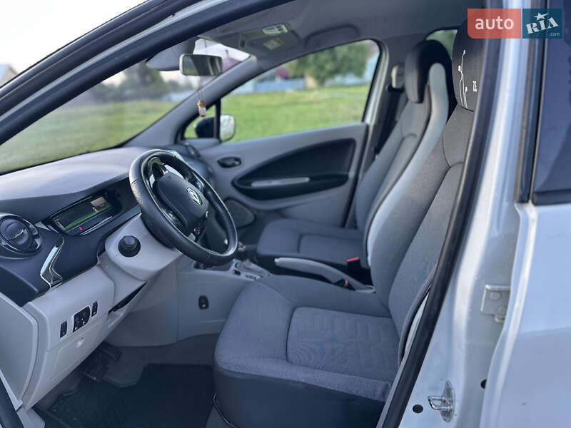Хэтчбек Renault Zoe 2015 в Черновцах фото 8 Хэтчбек Renault Zoe 2015 в Черновцах