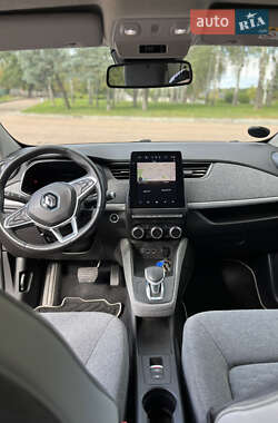 Хэтчбек Renault Zoe 2020 в 