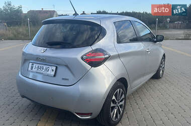 Хэтчбек Renault Zoe 2020 в 