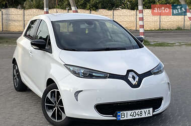 Хэтчбек Renault Zoe 2019 в 