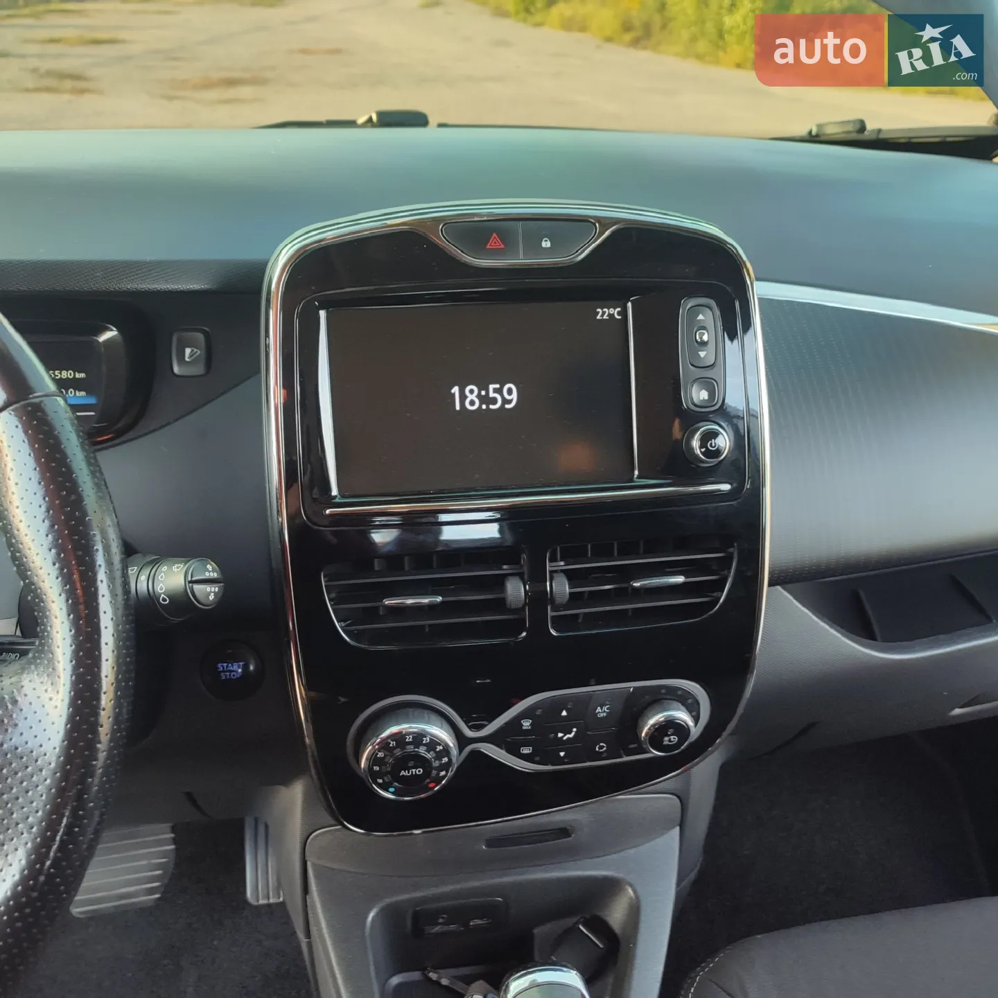 2018 Renault ZOE - мініатюра 15