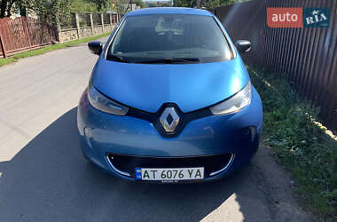 Хэтчбек Renault Zoe 2017 в 