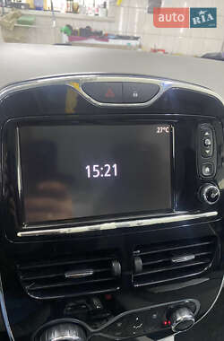 Хэтчбек Renault Zoe 2013 в 